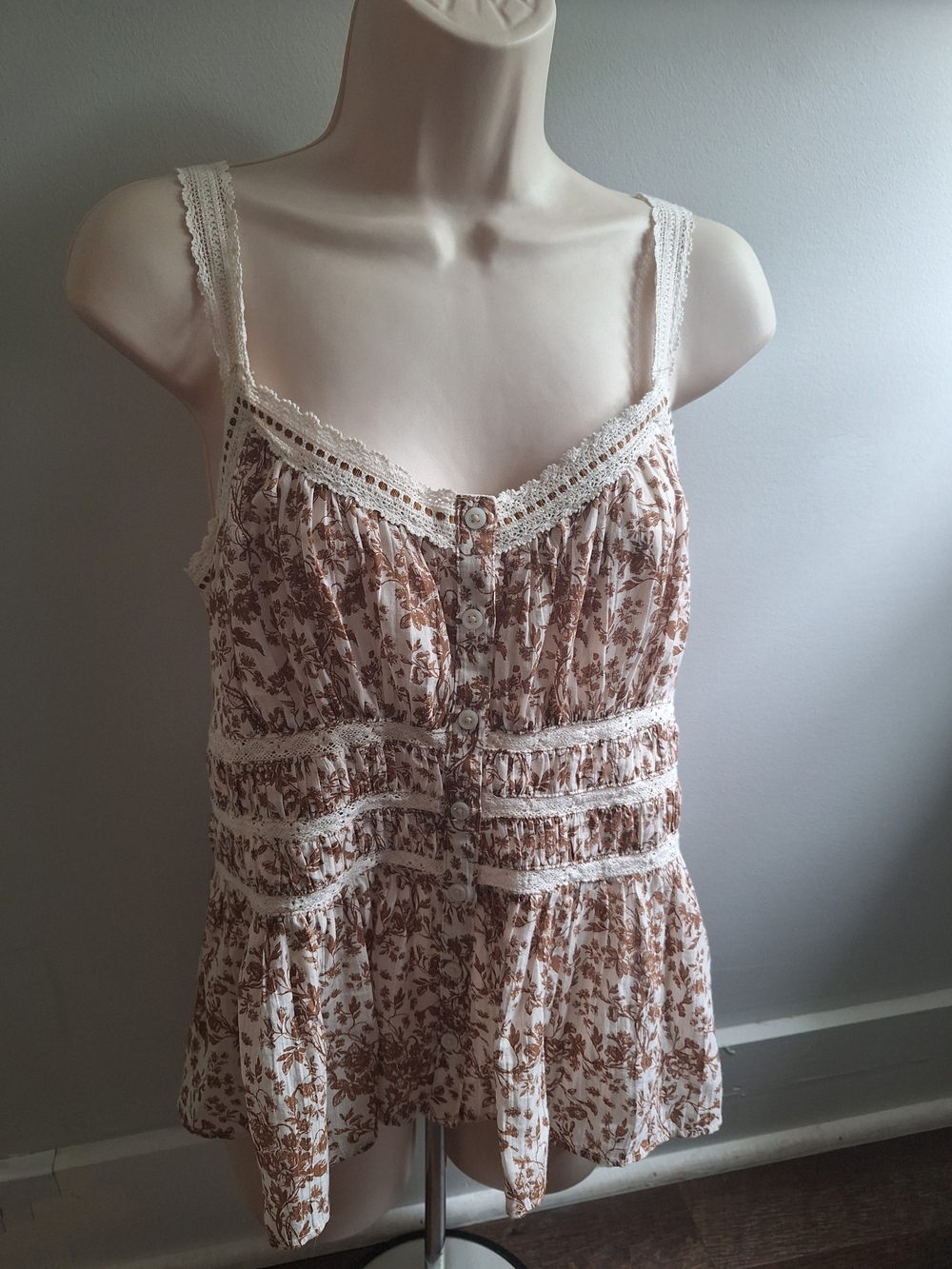 100% cotton American Eagle Outfitters Fall themed tank